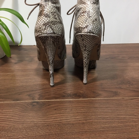 TOPSHOP Animal Print Shoes - Picture 6 of 6